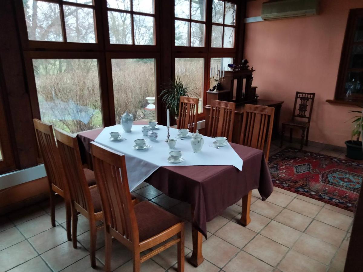 Dworek Pod Herbem Gądkowice Esterno foto
