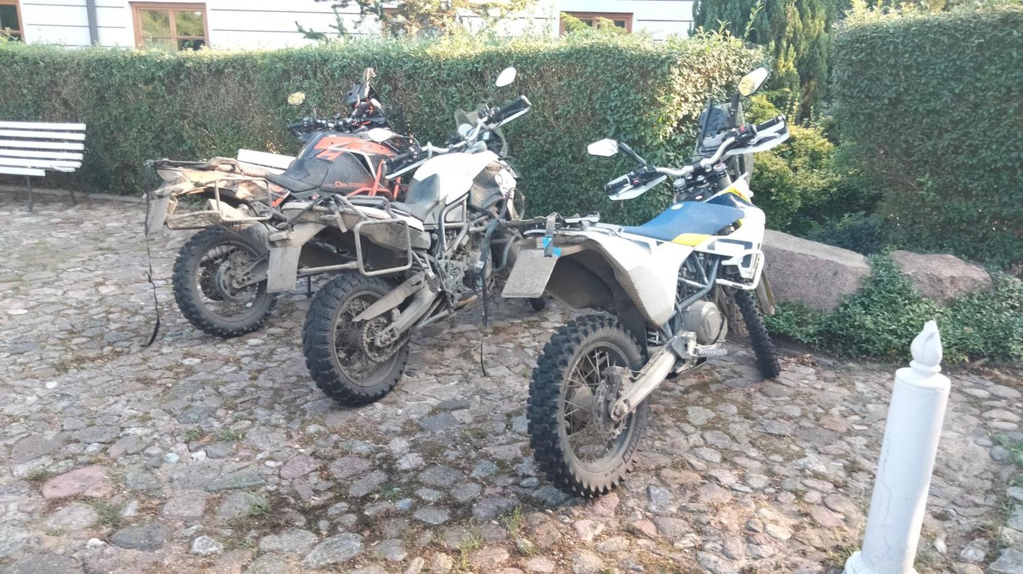 Dworek Pod Herbem Gądkowice Esterno foto